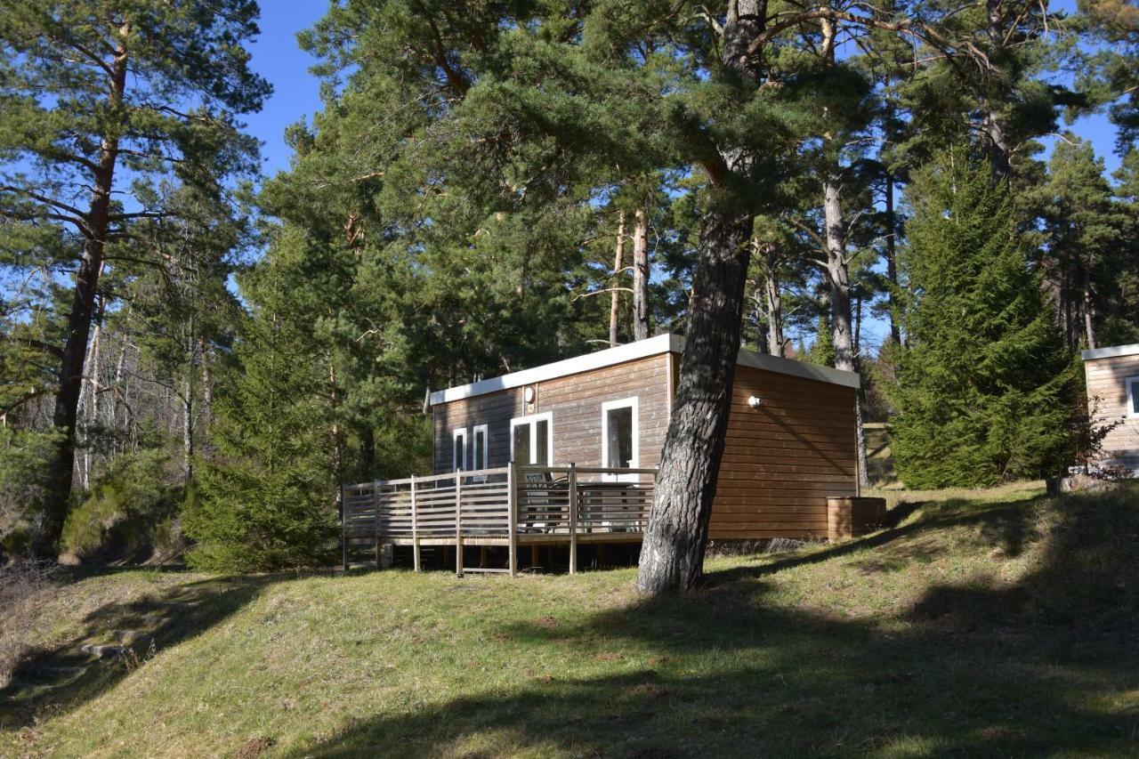 Camping Domaine Du Lac Chambon Murol Exterior foto