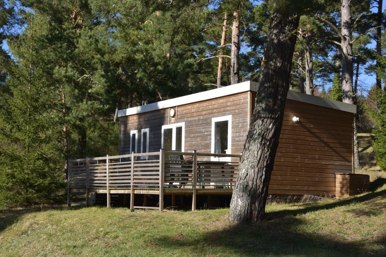 Camping Domaine Du Lac Chambon Murol Exterior foto