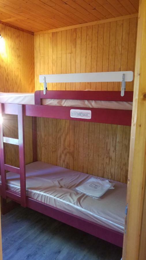 Camping Domaine Du Lac Chambon Murol Exterior foto